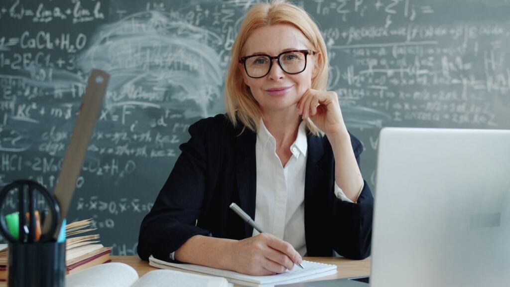 how to communicate with parents as a teacher